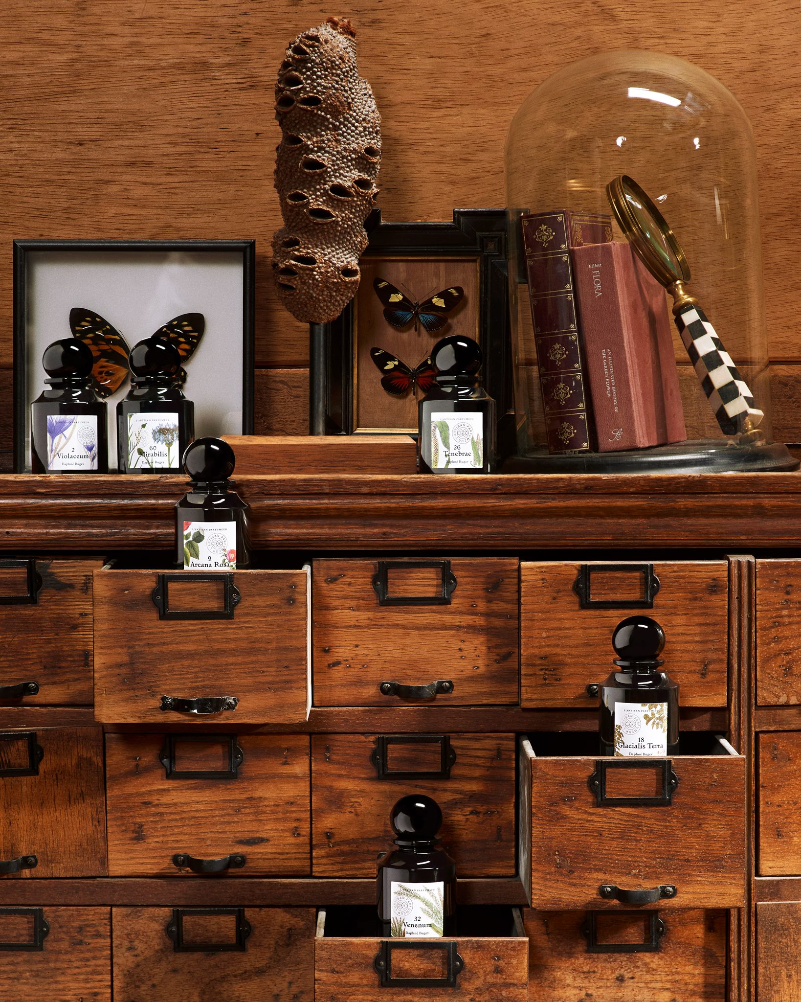  L'Artisan Parfumeur 1